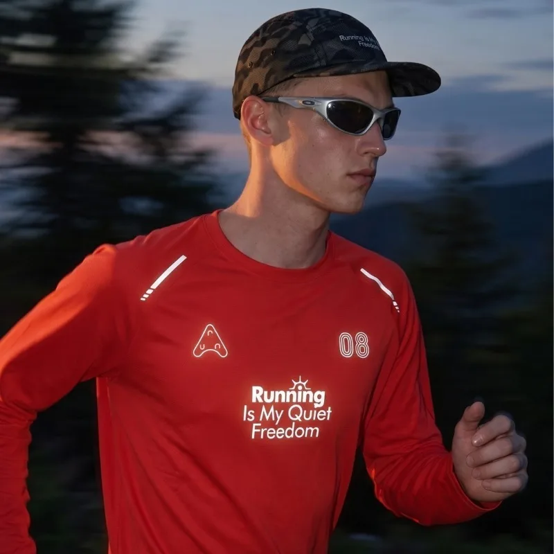 Camiseta deportiva reflectante - Hiking reseña y precio